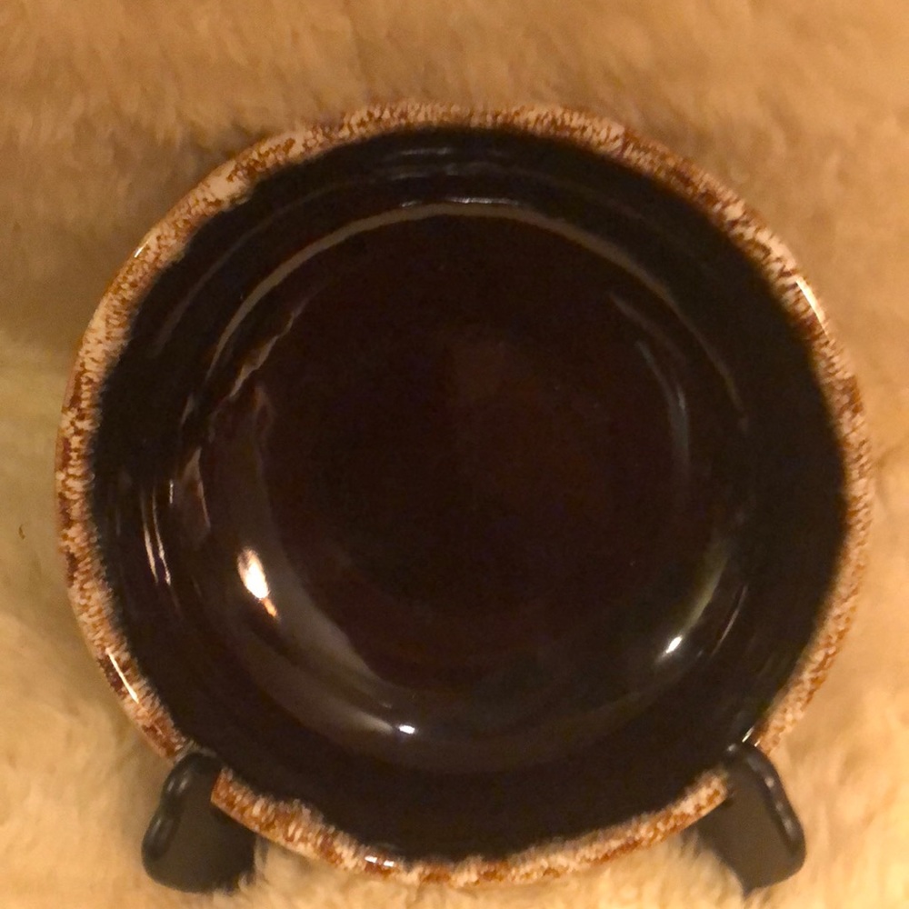 Vintage USA brown drip glaze 10”serving bowl